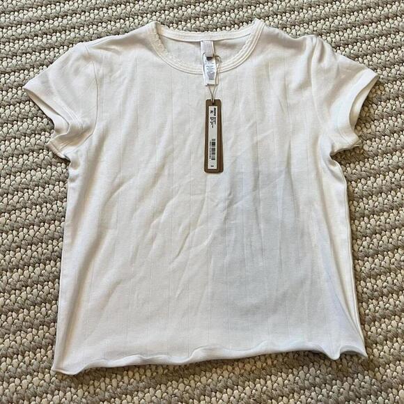 SKIMS Drop Needle Baby Tee in Snow - Picture 2 of 6